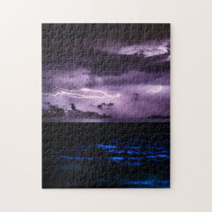 Quebra-cabeça Relâmpago roxo na noite