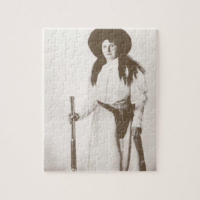 Quebra-cabeça Retrato fotográfico de uma vaquinha segurando um r (Vertical)