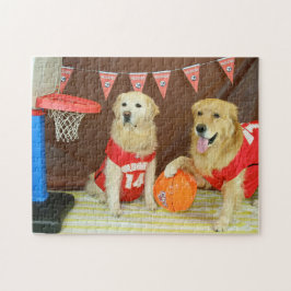 Quebra-cabeça Retrievers dourados que jogam o basquetebol