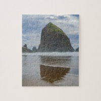 Rocha do monte de feno, praia do canhão, Oregon