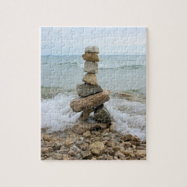 Quebra-cabeça Rock Cairn perto do lago - 8x10 - 110 pcs (Vertical)