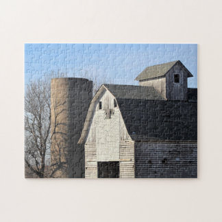 Quebra-cabeça Rustic White Barn