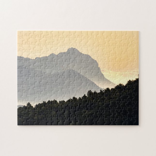 Quebra-cabeça Silhuetas das montanhas (Horizontal)