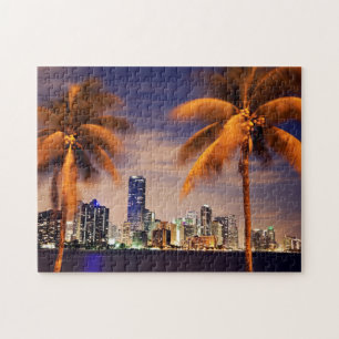 Quebra-cabeça Skyline dos EUA, Florida, Miami no crepúsculo
