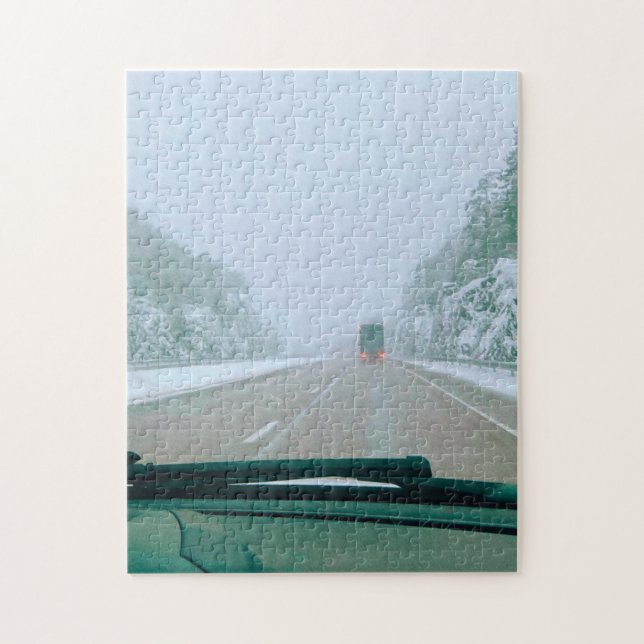 Quebra-cabeça Snowy Swedish Road Trip (Vertical)