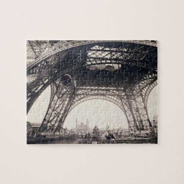 Quebra-cabeça Sob a torre Eiffel, antes de ascensão, de "L (Horizontal)