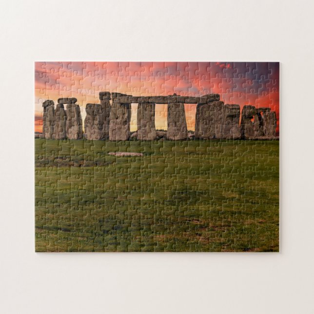 Quebra-cabeça Stonehenge na Inglaterra Durante o Sunset Colorido (Horizontal)