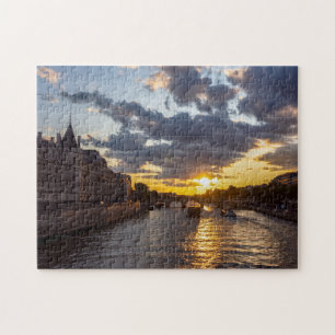 Quebra-cabeça Sunset over Conciergerie - Paris, França