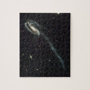 Quebra-cabeça Tadpole Galaxy UGC 10214, em Draco
