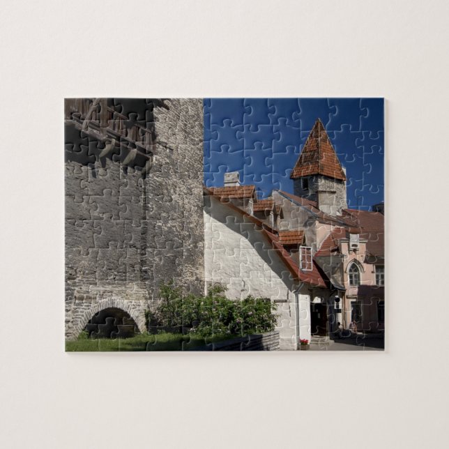 Quebra-cabeça Tallin, Estônia. Tallin é um tanto (Horizontal)