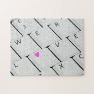 Quebra-cabeça Teclado para Computador com Letras de Amor