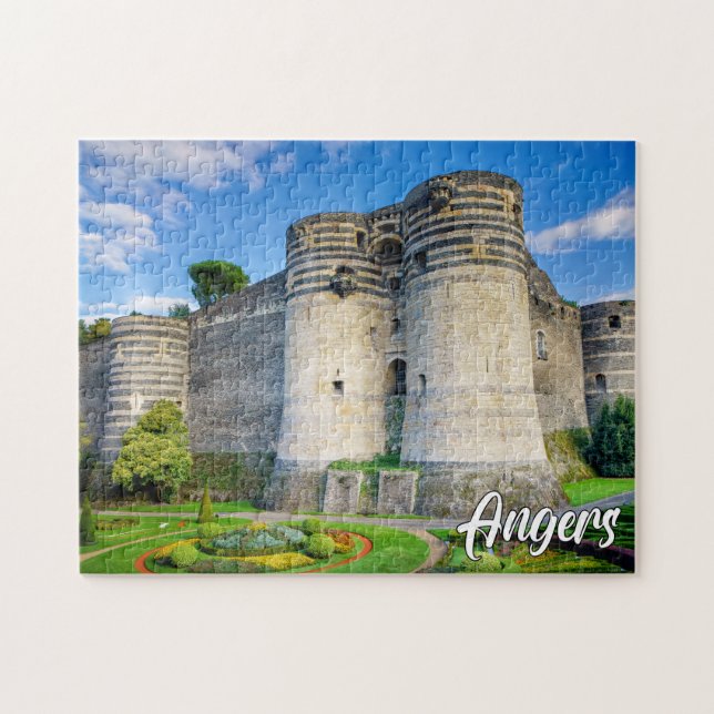 Quebra-cabeça Torres de Angers, Angers, França (Horizontal)