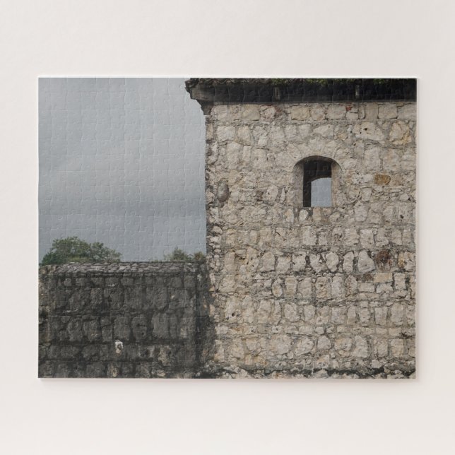 Quebra-cabeça Turret Above the Approaching Waters (Horizontal)