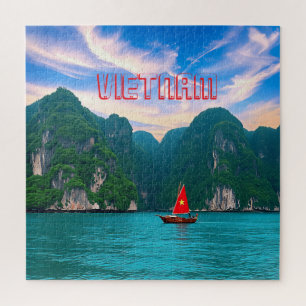 Quebra-cabeça Um pequeno barco vietnamita com uma vela vermelha