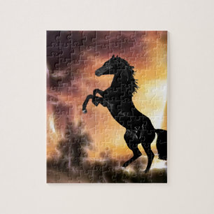 Quebra-cabeça Uma elevação do cavalo do garanhão do frisão