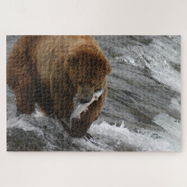 Quebra-cabeça Urso com salmão, Brooks Falls Alasca (Horizontal)