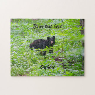 Quebra-cabeça Urso preto na floresta