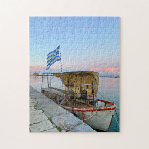 Quebra-cabeça Velha embarcação de pesca Bandeira grega Zakynthos