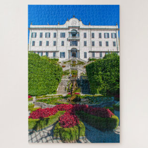 Quebra-cabeça Vista cêntrica de luxo Villa no Lago Como, Itáli