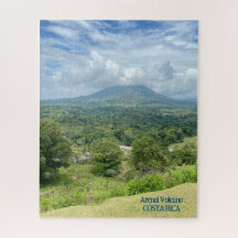 Vulcão Arenal em Nuvens na Costa Rica Quebra-cabeç