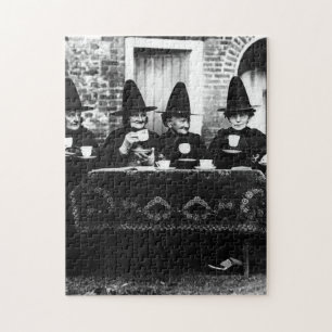 Quebra-cabeça Welsh Witches - Vintage do Tea Party