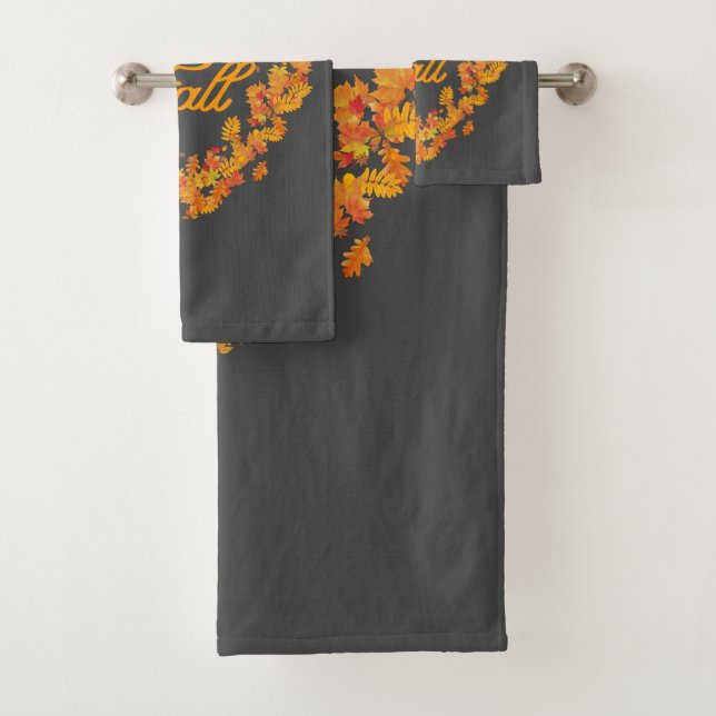 Queda de outono deixa o conjunto de toalhas de ban (Insitu)