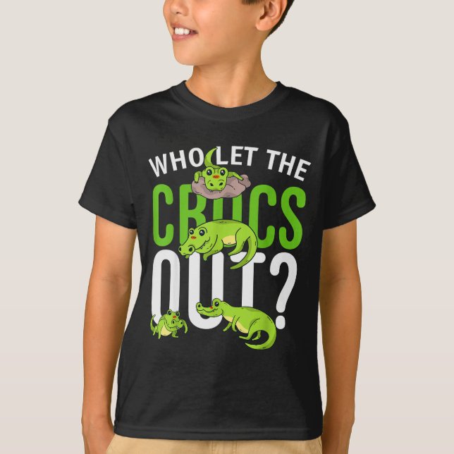 Quem Deixou os Crocs Sair_ Camiseta Divertida de C (Frente)