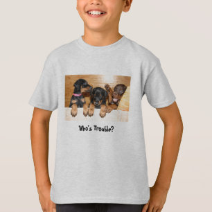 Quem é t-shirt do filhote de cachorro do Doberman