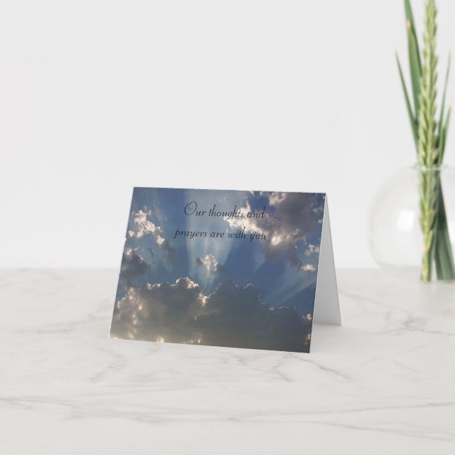 Raios de Sun através do cartão da simpatia das (Frente)