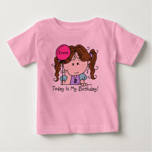 Rapariga Brunette Personalizada Com T-shirt De Ani