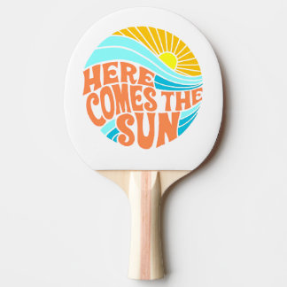 Raquete De Ping Pong Aqui vem o Sol Tee, Estilo Retro, Estilo Hippie