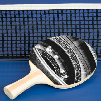 Raquete De Ping Pong Black and White Spiral Staircase