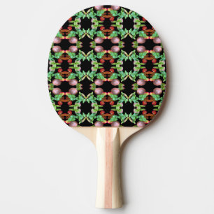 Raquete De Ping Pong Cair Na Estação De Morango Foto Do Jardim Do Quint