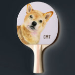 Raquete De Ping Pong Cão bonito, arte do cão de Shiba Inu, monograma<br><div class="desc">Esta é uma pintura da aguarela de uma colagem do inu do shiba sua dirige para fora do lado com sua boca leve aberta.</div>