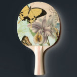 Raquete De Ping Pong Cartão-postal com borboletas e flores<br><div class="desc">Esta impressão de um cartão postal vintage com flores lavandas e borboletas coloridas foi criada pelo Vision Studio. Um excelente que seria incrível em qualquer parede. Escolha o seu hoje!</div>