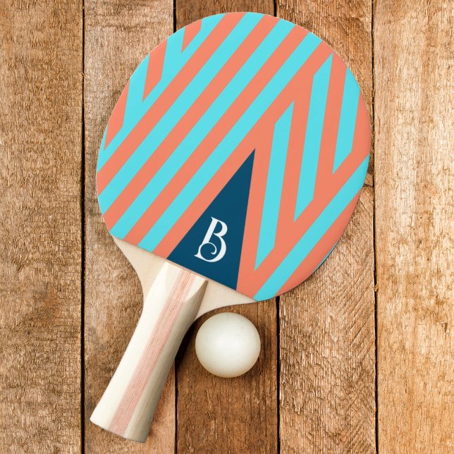 Raquete De Ping Pong Em frente à Praia (Criador carregado)