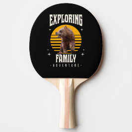 Raquete De Ping Pong Explorando a Aventura de Férias Vintage do Urso da