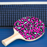 Raquete De Ping Pong Impressão em animais Leopardo Cor-de-Rosa Moderna<br><div class="desc">Sempre tende cor sólida rosa quente. Safari selvagem e impressão animal selvagem. Pequena e fina gueparda moderna,  a pele-leopardo impressa em branco e menta pastel e cor rosa. Pequena impressão animal de leopardo chita.</div>