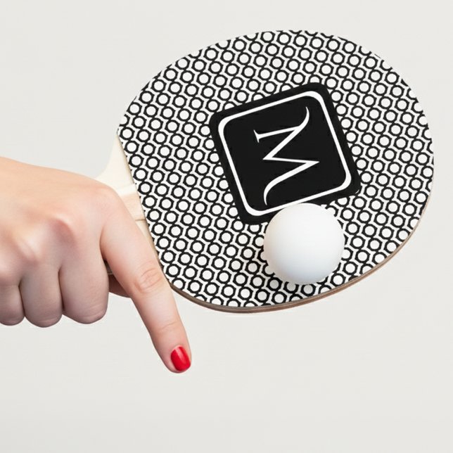 Raquete De Ping Pong Modern Geometric Monogram Black White (Criador carregado)