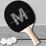 Raquete De Ping Pong Monograma de Nome em Letra Moderna e Negrito Perso<br><div class="desc">Crie Seu Próprio Monograma de Nome Personalizado em Script Moderno e Negrito para Raquete de Ping Pong Preto e Branco. Esta elegante e luxuosa raquete de ping pong apresenta um design de monograma elegante na frente, com um fundo preto elegante e inicial cinza negrito, acompanhado por um nome em letra...</div>