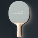 Raquete De Ping Pong Monograma Nome Assinatura Script Verde Sálvia<br><div class="desc">Raquelete de Ping Pong Personalizada Glam Verde Sage Feminina Elegante com Nome Monograma Assinatura Script. Esses designs apresentam seu primeiro nome em uma linda tipografia de assinatura com estilo de letra manuscrita com cauda swash (ou caligrafia) em um fundo de cor verde sage ou verde poeirento. Fácil de personalizar. Ótimo...</div>