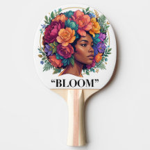 Mulher Negra Inspiradora em Floral Afro