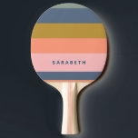 Raquete De Ping Pong Na moda Modern Strips Bonito Tons da Terra Persona<br><div class="desc">Elevem seu jogo com este Na moda Moderno Stripes Bonito da Terra Tons Personalizados Ping Pong Paddle. Apresentando um design elegante de listras suaves e sujas em tons quentes, este remo combina estilo e função. Personalize-o com seu nome ou iniciais para um toque pessoal, fazer-o como um acessório perfeito para...</div>