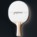 Raquete De Ping Pong Script Moderno de Nome Personalizado Branco<br><div class="desc">Raquete de Ping Pong Personalizada com Nome Monograma Feminino Preto e Branco em Script. Esses designs apresentam seu primeiro nome em uma linda tipografia de assinatura com estilo de letra manuscrita e cauda swash (ou caligrafia) em preto sobre fundo branco. São fáceis de personalizar. Ótimo presente feminino e elegante para...</div>