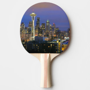 Raquete De Ping Pong Seattle visto do parque do Kerry na rainha Anne