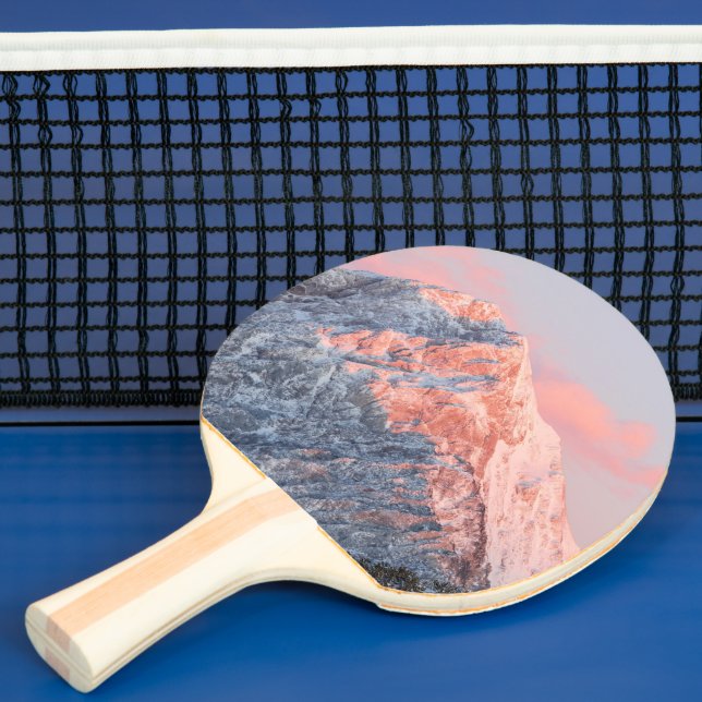 Raquete De Ping Pong Última luz solar na montanha Storžič, Eslovênia (Insitu)