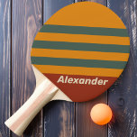 Raquete De Ping Pong Vintage Sport Orange Rust Strips com Nome<br><div class="desc">O Vintage Sport Orange Rust Stripes Ping Pong Pong Paddle traz um charme ousado e sutil para o seu jogo, apresentando um padrão impressionante em tons quentes e ricos que lembram pôrs do sol de outono e paisagens robustas. Sua design evoca energia e elegância, fazer-a um companheiro perfeito para jogadores...</div>