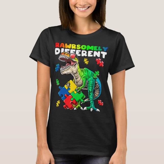 Rawrsomely different dinosaur autism awareness top (Frente)