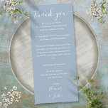 Recepção de casamento Obrigado Cartão Azul Dusty<br><div class="desc">Um elegante obrigado de celebração de casamento. Personalizado com seu obrigado especial,  você define a mensagem na tipografia do na moda. Um obrigado especial para os seus hóspedes. Projetado por Thisnotme©</div>