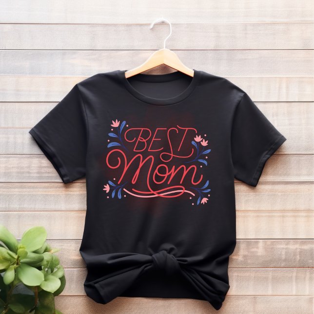 Red and Blue Ilustrated Best Mãe T-shirt (Criador carregado)